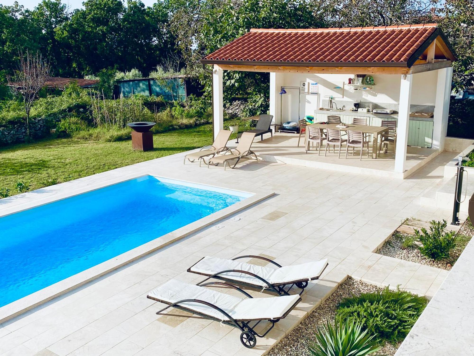 לאבין Villa Yucca Istra מראה חיצוני תמונה