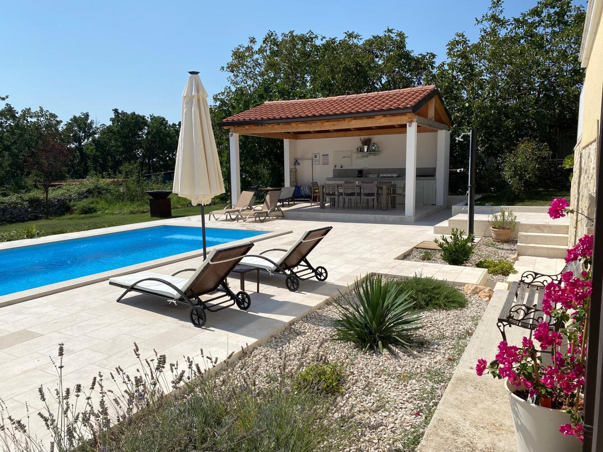 לאבין Villa Yucca Istra מראה חיצוני תמונה